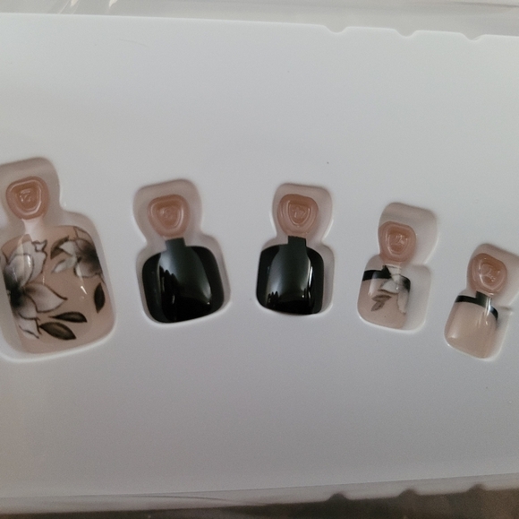 2/$16 Floral French Tip Press On Toenails - Picture 17 of 17